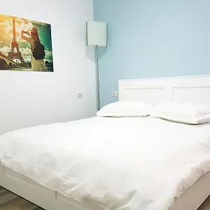 https://downtown-tirana-apartments.hotels-in-tirana.com